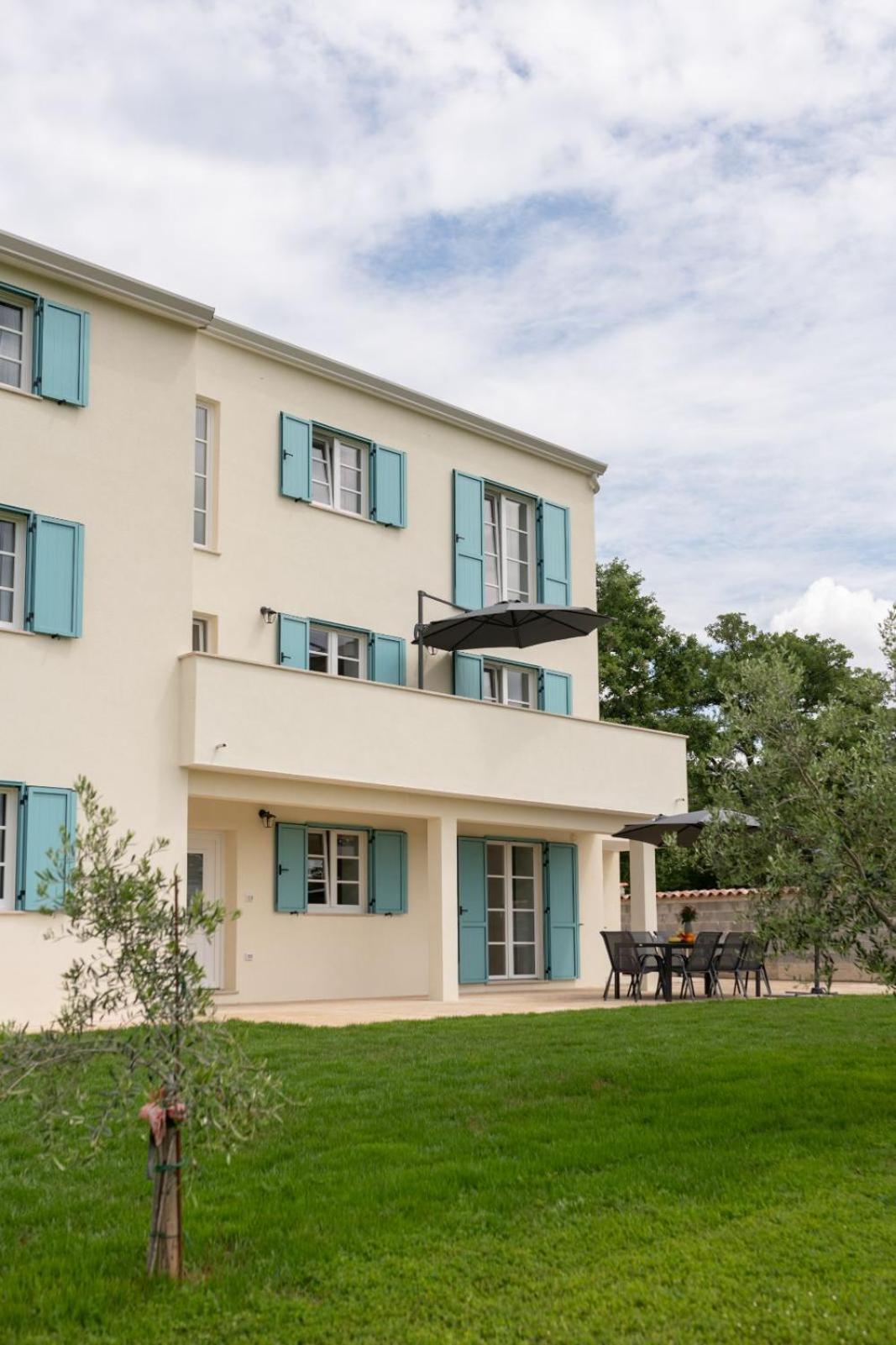 Villa Emilia 2 Umag Exteriör bild